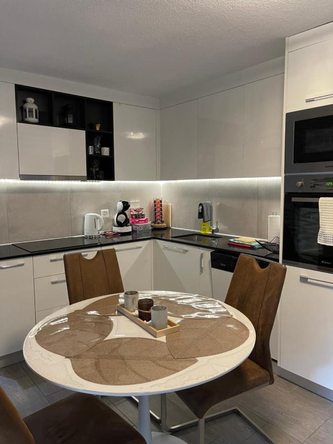 Couvet Appartement Wonder מראה חיצוני תמונה